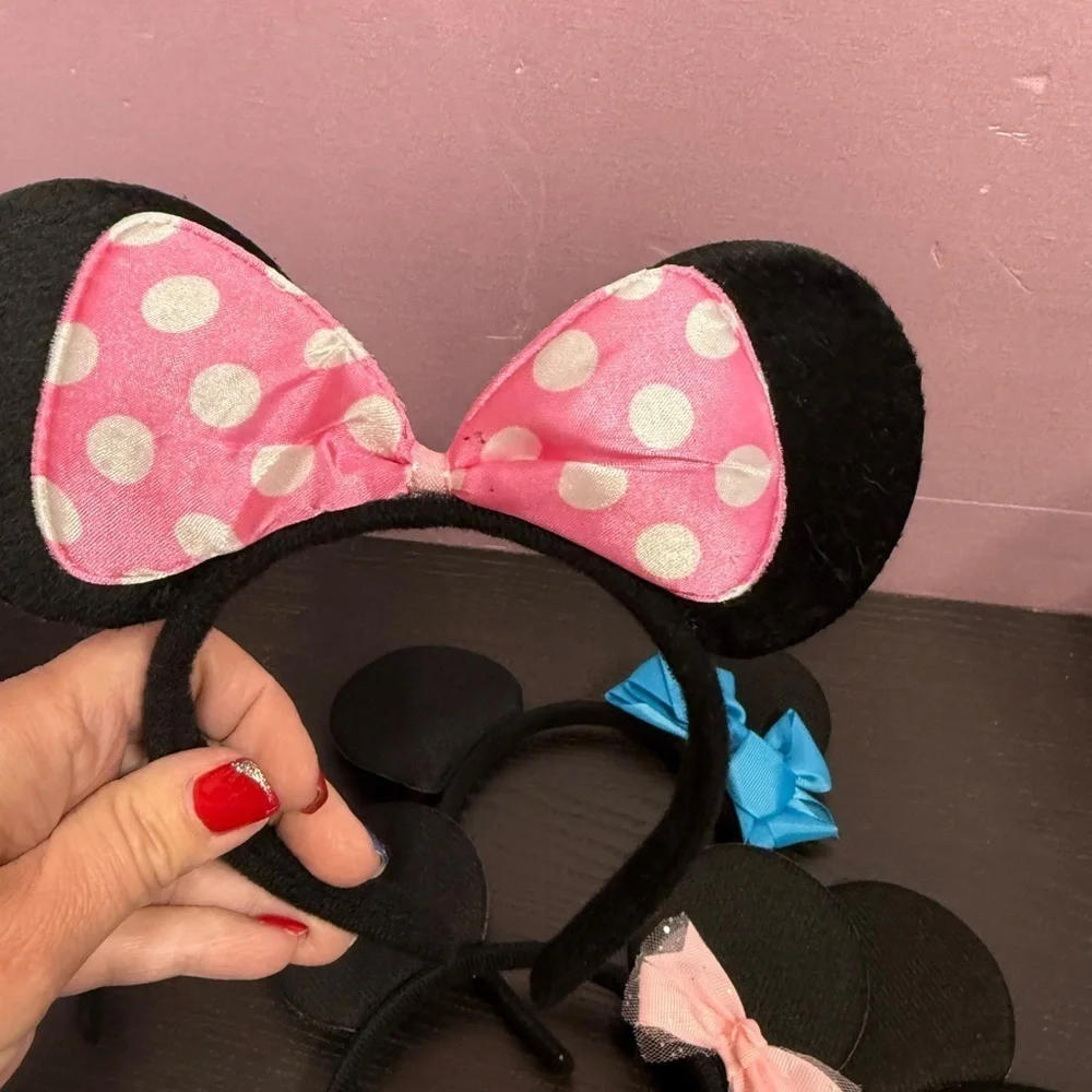 Set of Mouse Ear Headbands with Bows, Minnie Party Cake & Cupcake decorations